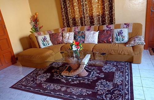 Kotu House | Spacious Bungalow