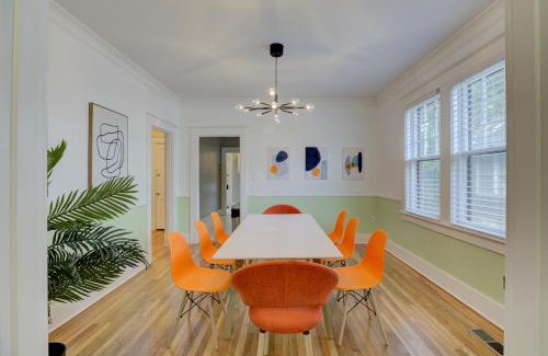 Cooper-Young Historic District House | Spacious Bungalow with 6 Beds, Games, and Fire Pit - Close to Beale Street, BBQ, Graceland, & Liberty Bowl