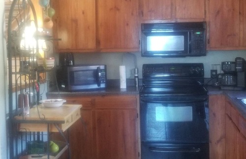 Kettle Falls House | Spacious Cabin Style Home with Expansive Lakeviews!