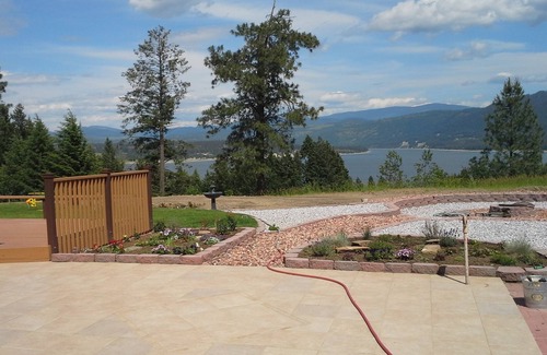 Kettle Falls House | Spacious Cabin Style House, Amazing Expansive Lake views!