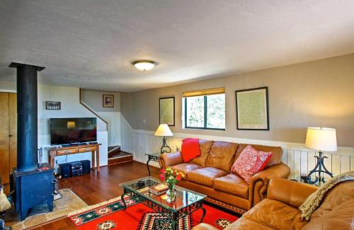 Prescott House | Spacious Cabin with Deck, Mountain Views, Fire Pit!