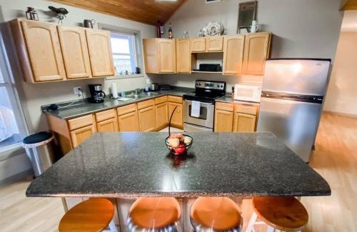 Cypremort Point Apartment | Spacious Camp with Canal Access and Beautiful Bay View