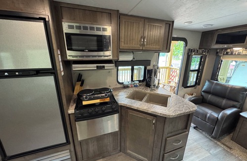 Dandridge Cabin | Spacious Camper on Douglas Lake - Maple - With Optional Boat Slip!