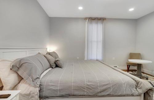 East Haven  Rutland County House | Spacious Central 4BR, Ski & Bike