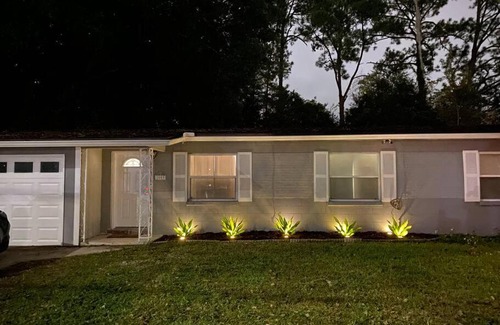 Arlington House | Spacious Centrally Located Home
