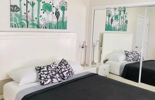 Arlington House | Spacious Centrally Located Home