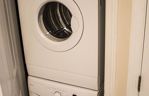 Killington Condo | Spacious & cheerful Pico slopeside Condo - Walk to lift & ski back! J101