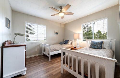 Oatmeal House | Spacious Chic Cabin with Private Yard in Marble Falls, Texas