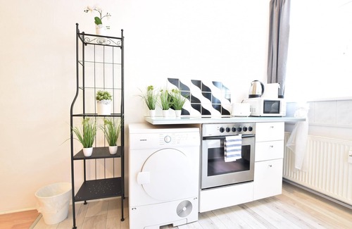 Wilten Apartment | Spacious city center appartement with free parking