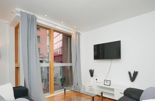 Castlefield Apartment | Spacious City Centre Apartment