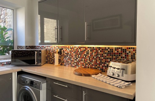 Lancaster House | Spacious city centre property