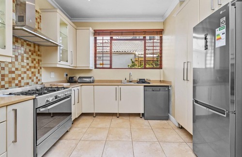 Claremont House | Spacious Claremont Home with Pool & Fireplace