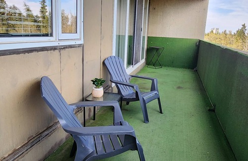 Red Deer Condo | Spacious, clean and bright two bedroom condo in great location in Red Deer!