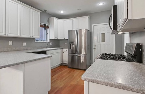 Lakeview Condo | Spacious, Clean and Steps from Wrigley Field!