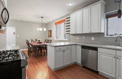 Lakeview Condo | Spacious, Clean and Steps from Wrigley Field!
