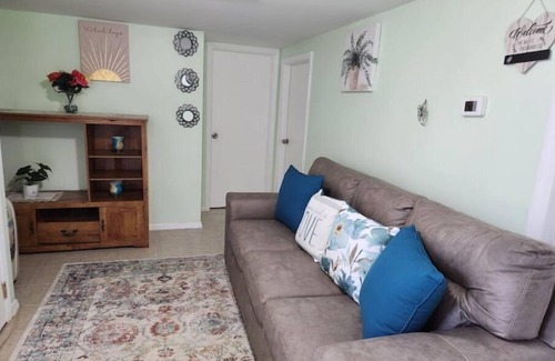 Copiague Apartment | Spacious Clean Lovely 2 Bedroom Apartment