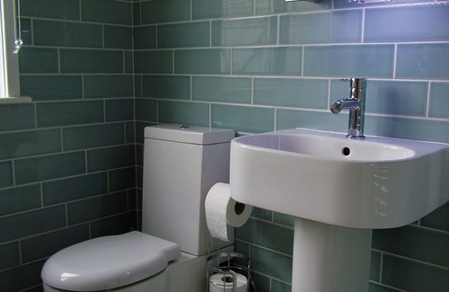 Porthtowan House | Spacious coastal village home with great views, garden and terrace