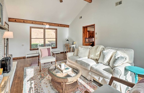 Columbia House | Spacious Columbia Home ~ 9 Mi to Water Gap!