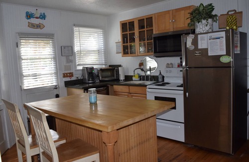 Folly Beach House | Spacious Comfort & Convenient! Steps to downtown & beach! Adjustable KING bed!