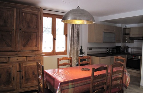 Chandon Apartment | Spacious, comfortable apartment in the heart of the 3 Valleys