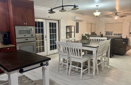 Westward Villas Subdivision Condo | Spacious condo cable beach with pool near beach