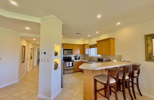 Herradura Condo | Spacious condo with panoramic ocean and golf views