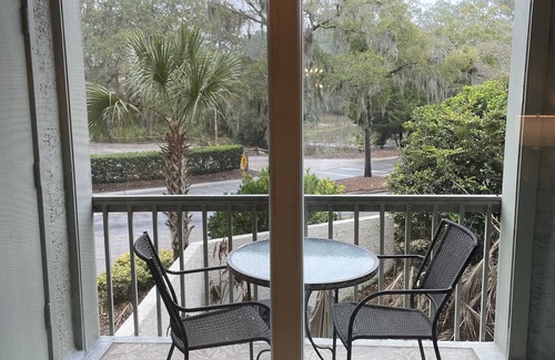 Harbour Town Condo | Spacious Condo in the heart of Harbor Town!