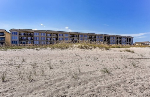 Ocean Cay Condo | Spacious Condo Just Steps from the Atlantic by RedAwning