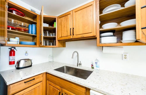 Lake Michigan Beach Condo | Spacious Condo, Outdoor Heated Pool, Walk to Private Beach