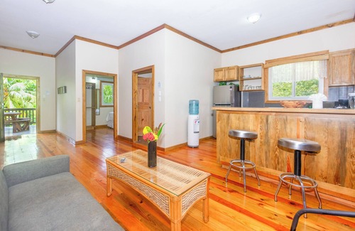 Gibson Bight Condo | Spacious condo unit in West End paradise!