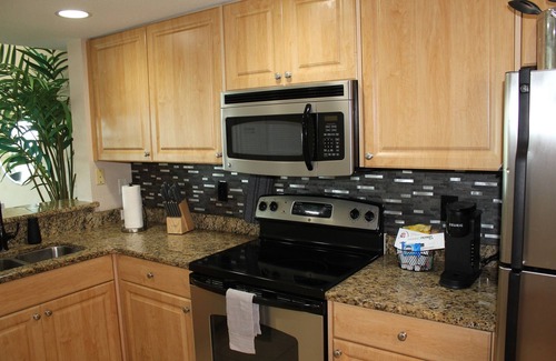Capri Isle Condo | Spacious Condo, Super Clean & Prime Location