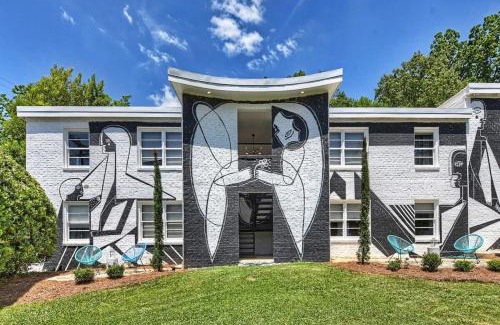 Cherry House | Spacious Conveniently Located 1BR in Myers Park