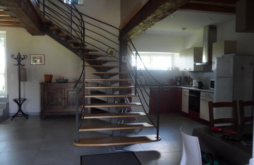 Chirat-l'Eglise Cottage | Spacious cottage with garden, terrace, BBQ and fireplace