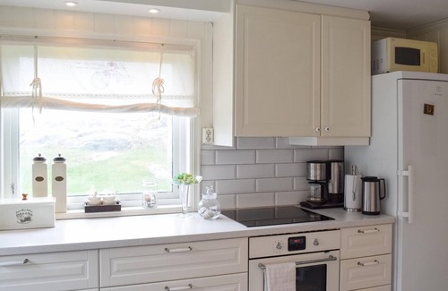 Sandve House | Spacious cottage for your next fishing vacation