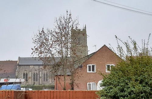 Reepham Cottage | Spacious Cottage in Historic Reepham, Norfolk. Free WiFi. Private Parking