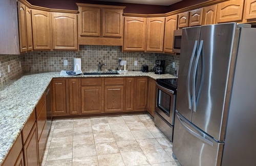 Bastrop House | Spacious Cottage in the Pines! 4.5 miles to Bastrop; 29 miles to COTA