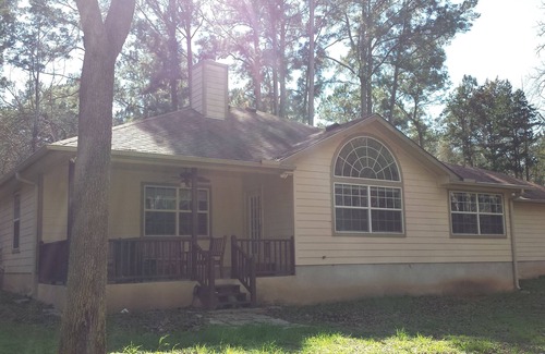 Bastrop House | Spacious Cottage in the Pines! 4.5 miles to Bastrop; 29 miles to COTA