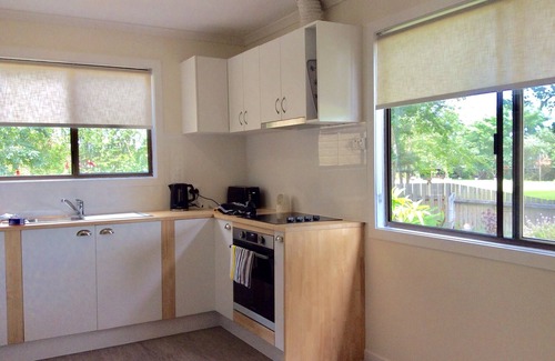 Condong Cottage | Spacious cottage set in a heritage garden