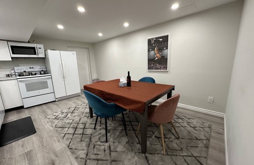 Bayview Village House | Spacious cottage style ground level unit