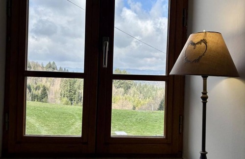 Laprugne Cottage | Spacious cottage with garden, pets allowed