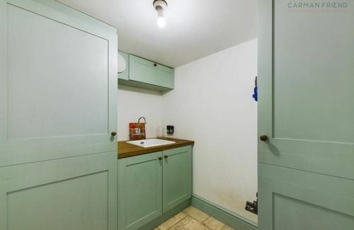 Rossett House | Spacious Country Cottage on border of England & Wales