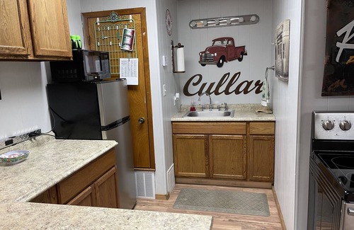 Dean Apartment | Spacious Country Apartment 10 min to Wichita Falls