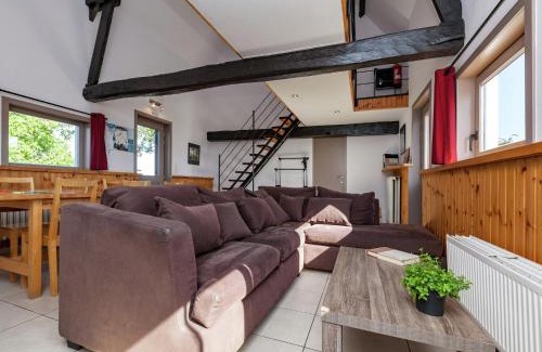 Westvleteren House | Spacious Countryside Farm Stay
