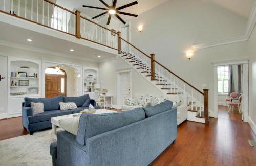 Lauderdale County House | Spacious Countryside Getaway in Lexington with Deck!