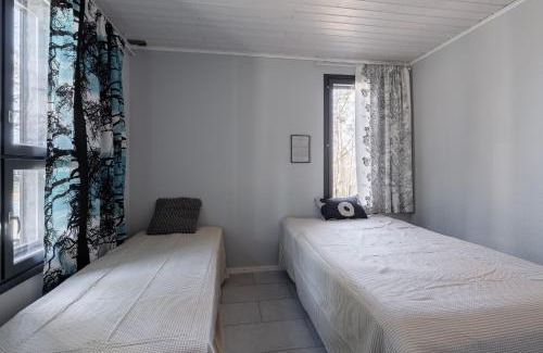 Muurame Apartment | Spacious & Cozy 2BR Cabin at Riihivuori Peak