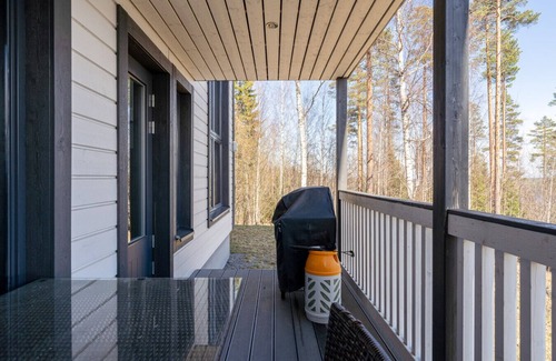 Muurame House | Spacious & Cozy 2BR Cabin at Riihivuori Peak next to Ski Slopes