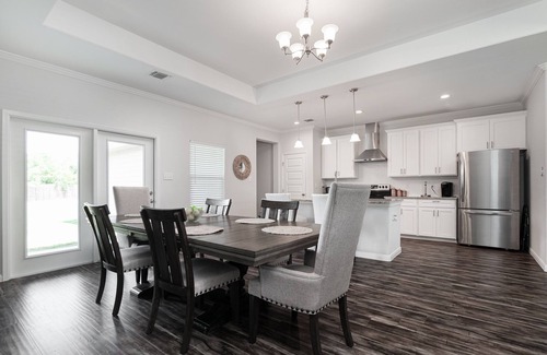 Southside House | Spacious&Cozy! 4BR/5bed/2.5BA Lackland, Missions, Downtown