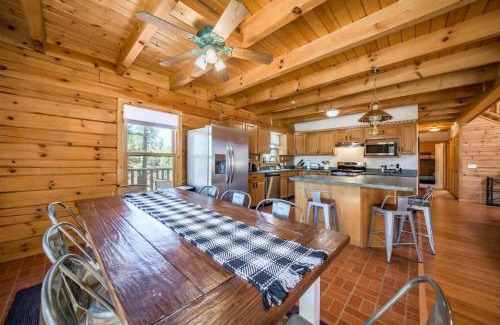 Flagstaff House | Spacious Cozy Cabin Retreat on 5-Acres with HotTub