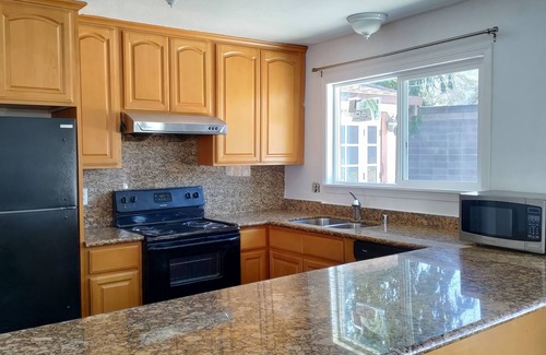 Pleasanton House | Spacious & Cozy Pleasanton Home, 4br/2ba, w/Parking, WiFi, Kitchen and More