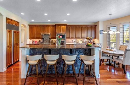 Aurora House | Spacious & Cozy Winter Retreat: Scenic Views, Luxury, Pool Table, Crystal Chandelier, Hardwood."
